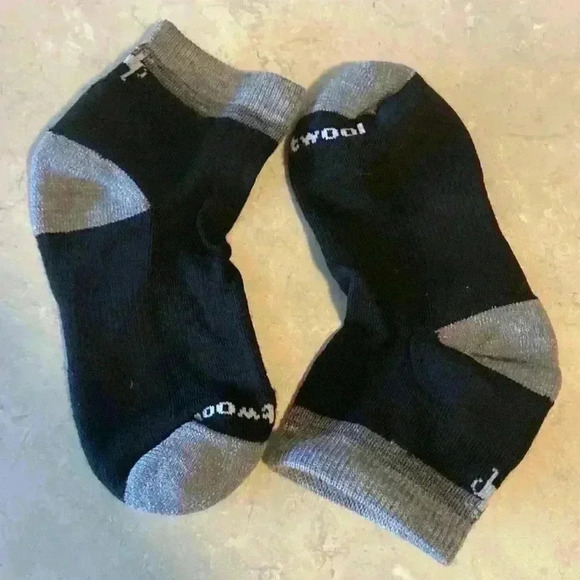 Smartwool Woman’s Everyday Light Cushion Ankle Boot Sock-Black-Size Small NWT - Picture 4 of 4